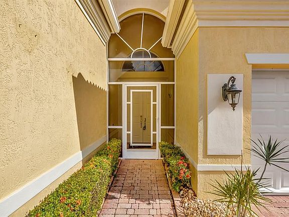 3rd image of 7160 Demedici Cir