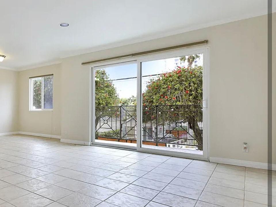1st image of 2721 2nd St APT 102