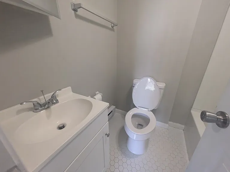 1175 Chapel St #600 — Photo 5