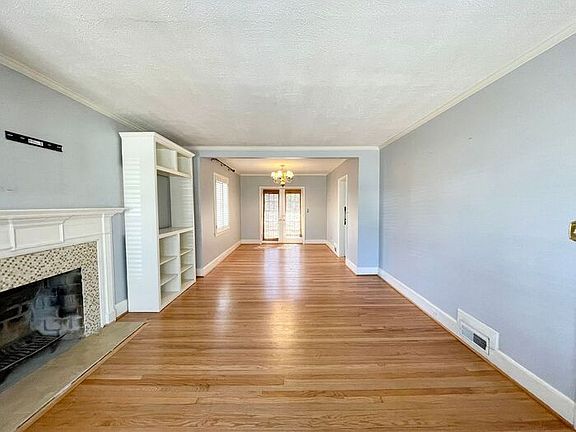 2nd image of 3040 Girardeau Ave