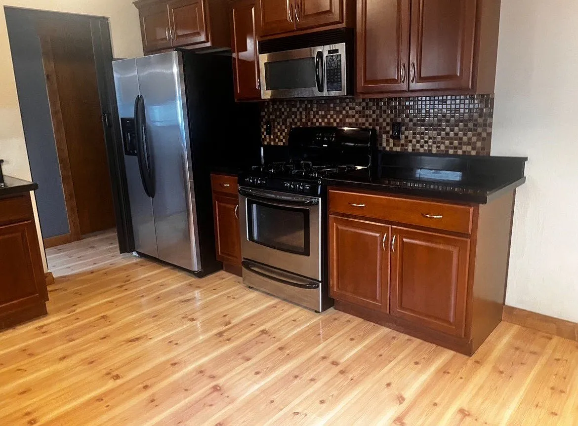 3 bed, 2.0 bath, $2,600 — Photo 3