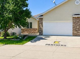 1822 McKay Dr, Knoxville, IA 50138