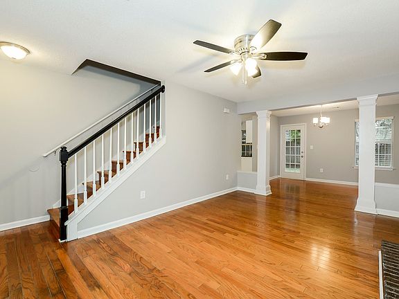 5th image of 183 Summer Lake Dr SW