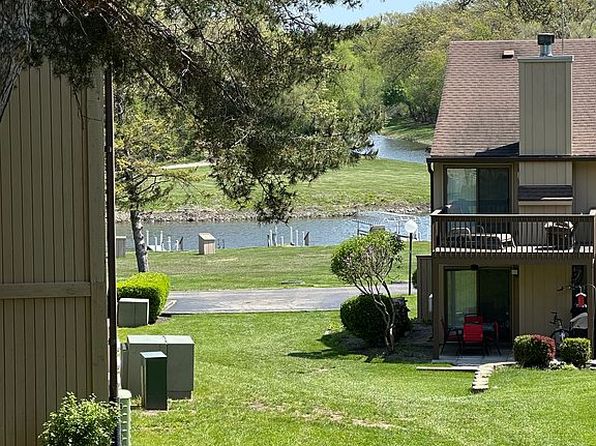 53 Oak Hill Colony APT 4