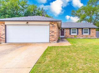7128 Church Park Dr, Fort Worth, TX 76133