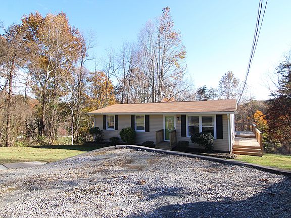 2nd image of 120 Irene Dr