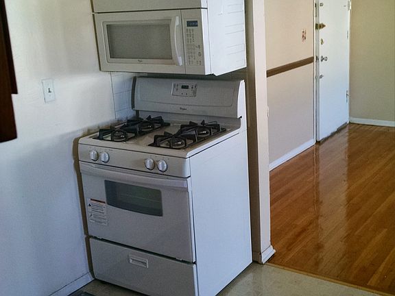 4th image of 17 Cuozzo St APT C5