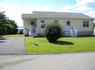 65 Bayview St, Fall River, MA 02724