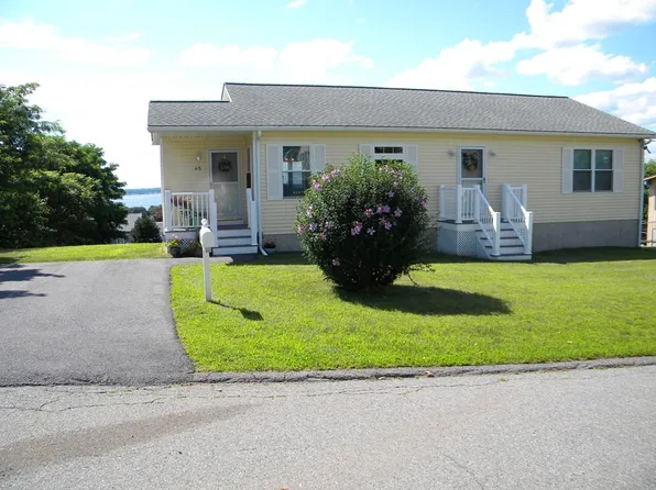 65 Bayview St, Fall River, MA 02724