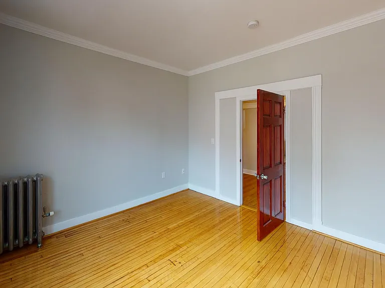 8 Farrington Ave #8A — Photo 25