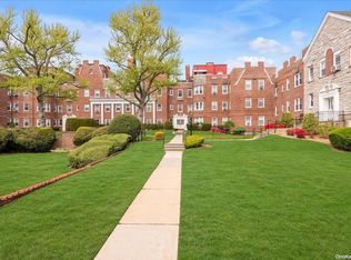 104 S Village Ave APT 2E, Rockville Centre, NY 11570