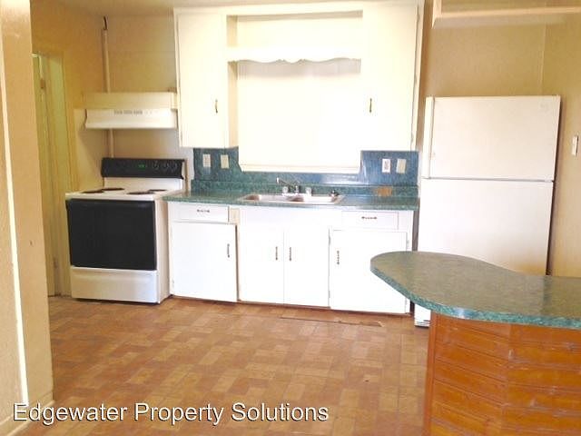 2nd image of 2107 Texas Ave #5