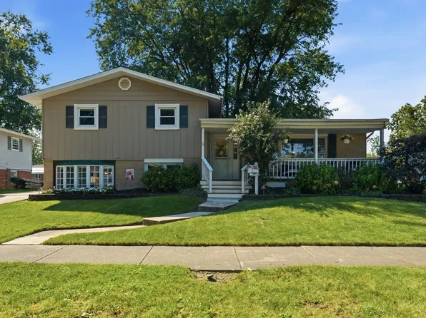 15124 Hillside Ave, Oak Forest, IL 60452