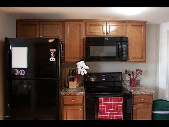 3rd image of 508 Warnock St