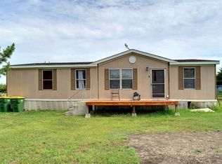 5606 Stone Creek Dr, Sanger, TX 76266