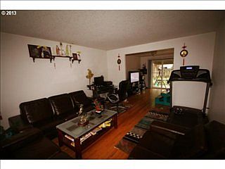 3rd image of 10307 NE 71st St