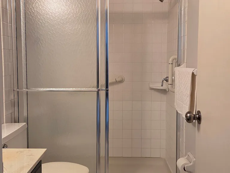 207 5th Ave SW #208 — Photo 45