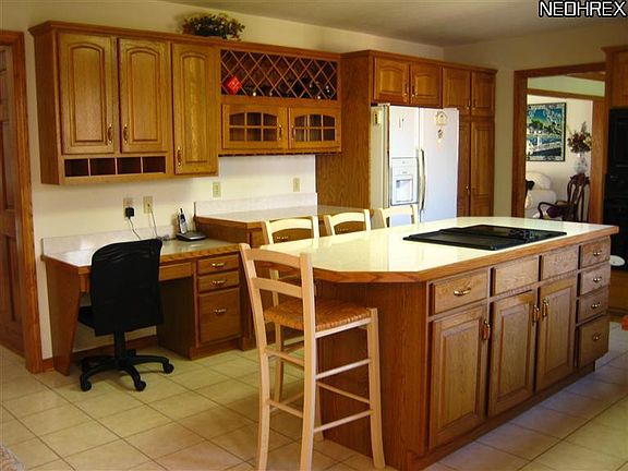 2nd image of 228 Cheltenham Ln