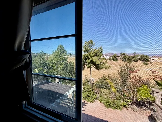 2297 Treetop Ln — Photo 26