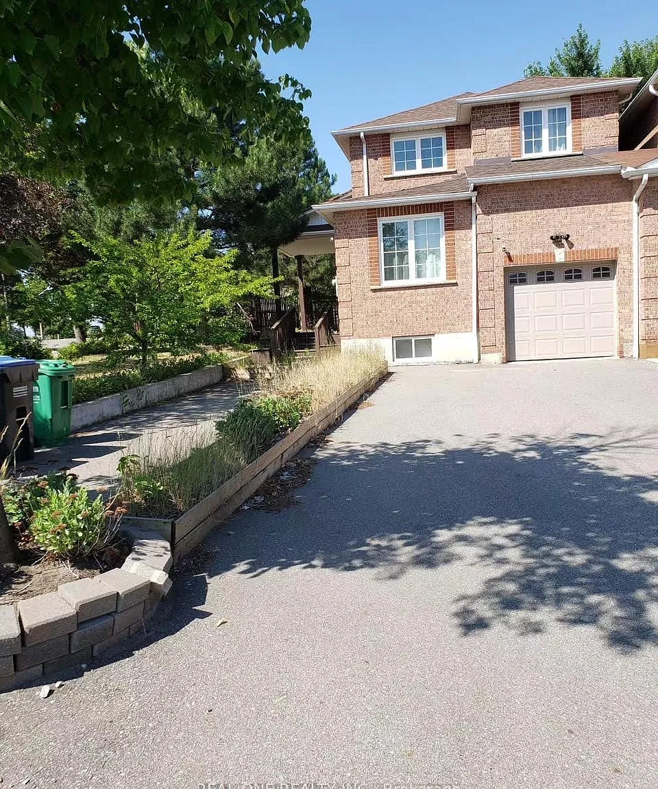 2 bed, $1,600 — Photo 2