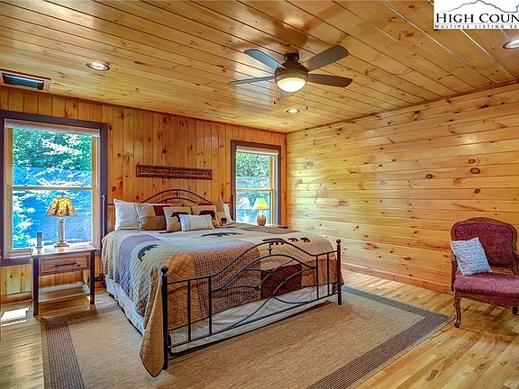 14th image of this home