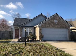 5121 Pin Oak Dr, Indianapolis, IN 46254
