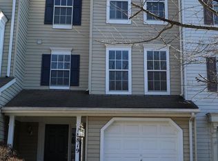 18819 Harmony Woods Ln, Germantown, MD 20874