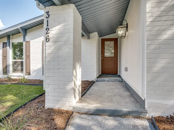 3126 Windsor Rd, Carrollton, TX 75007