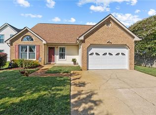 949 Summerside Ct, Virginia Beach, VA 23456