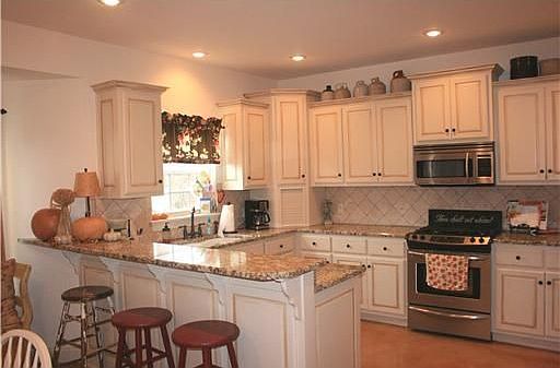 5th image of 15625 Gaddy Ln