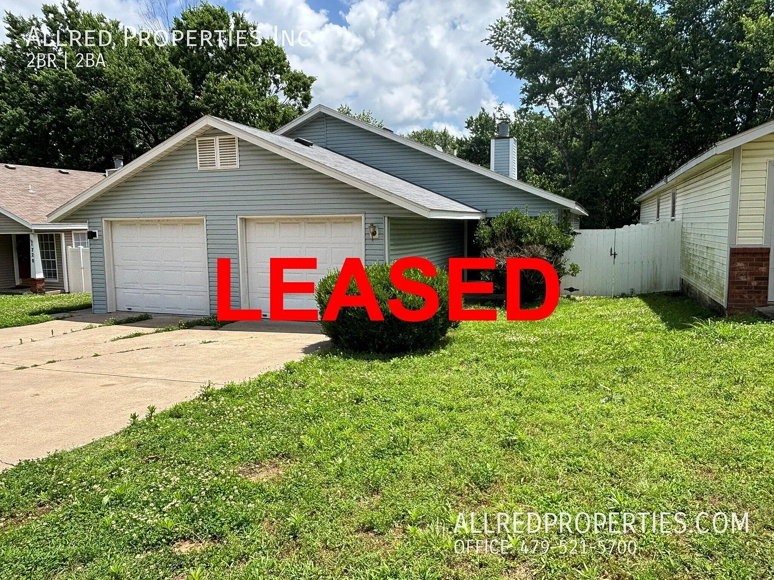 Updated 2BR Duplex in Fayetteville! NO PETS! — Photo 1