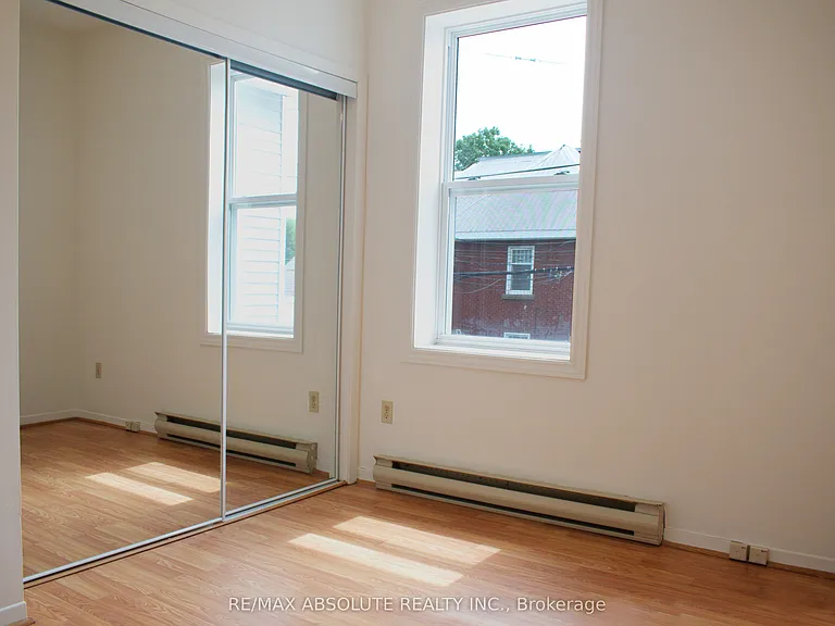 107 Victoria St #16 — Photo 8