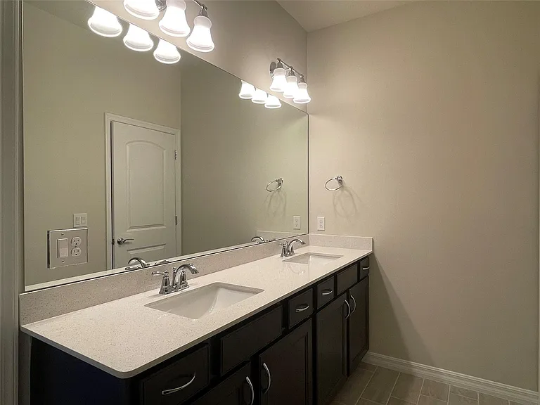 8191 Cinch Way #8191 — Photo 14