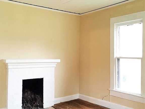 2nd image of 1523 McCormick St