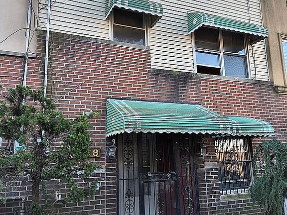 2nd image of 3748 Bay View Ave #1