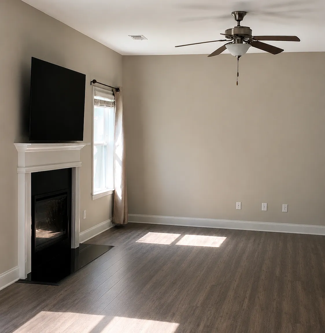 4 bed, 2.5 bath, 2436 sqft, $2,600 — Photo 3