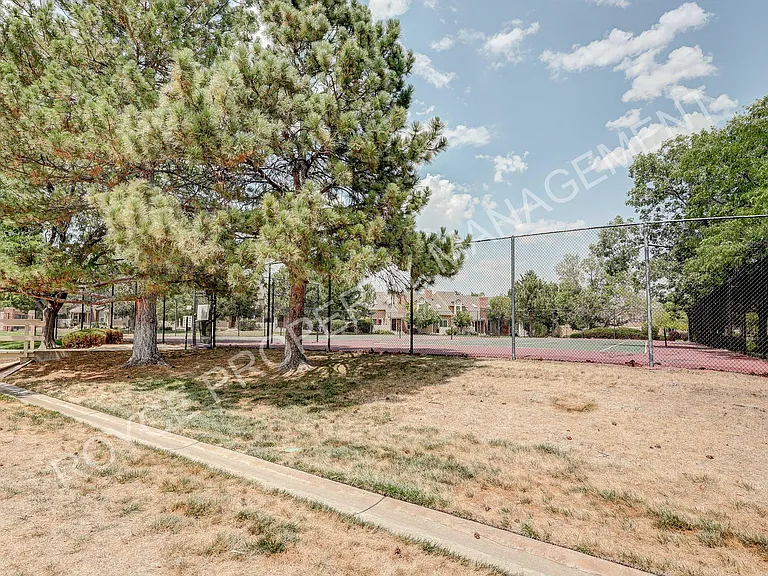 9814 Grove St #C — Photo 28