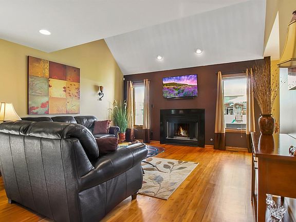 5th image of 9200 W 96th Pl