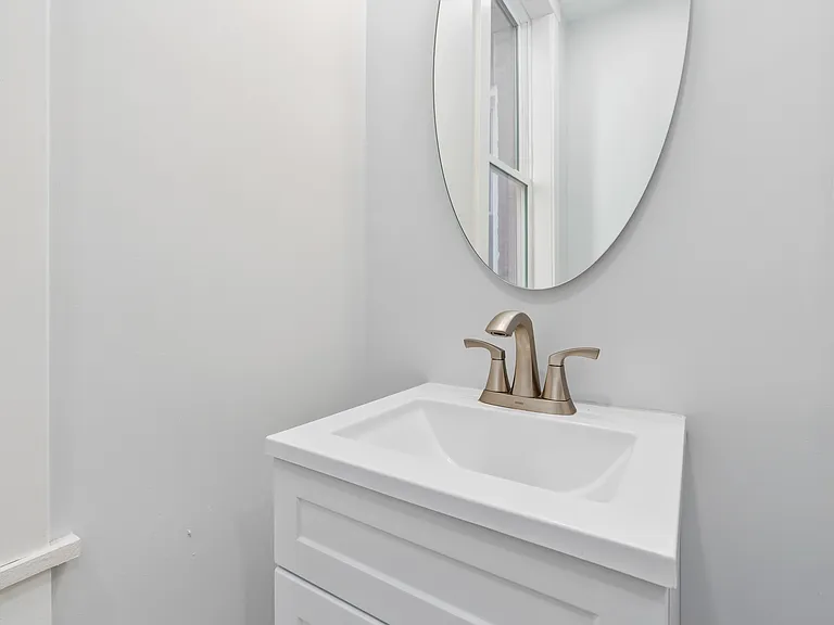 1515 Arch St — Photo 11