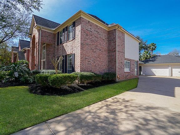 Detached 3-car garage and lots of space for parking and storage.