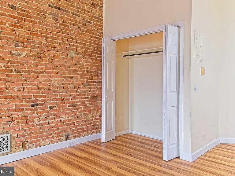 1735 Park Ave #3 — Photo 6