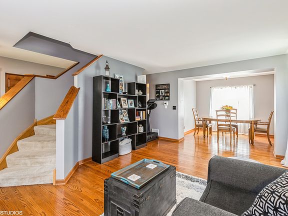 4th image of 9972 Chetwood Dr