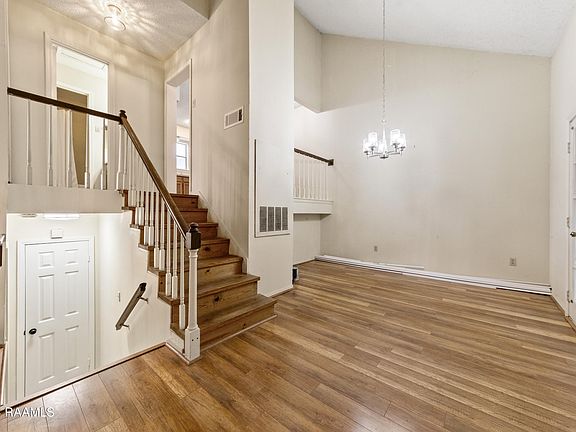 5th image of 100 Teal Ln APT 8