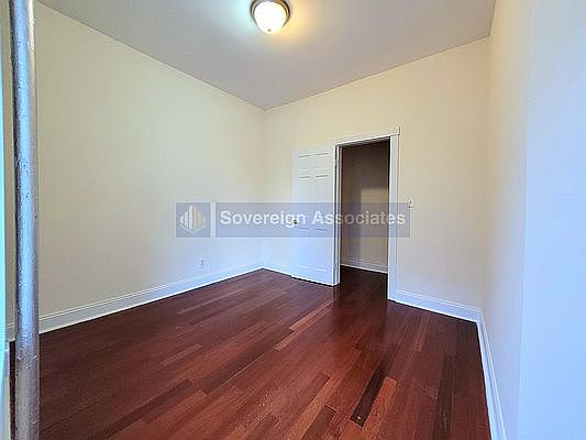 5th image of 300 Fort Washington Ave APT 4K