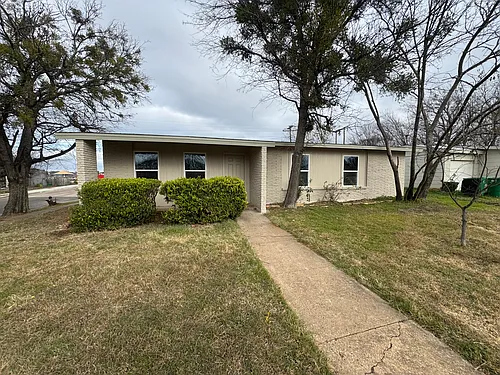207 Laurel Ln Photo 1