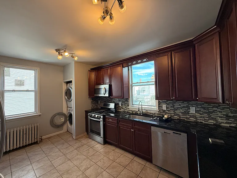 2423 E Allegheny Ave #2 — Photo 3