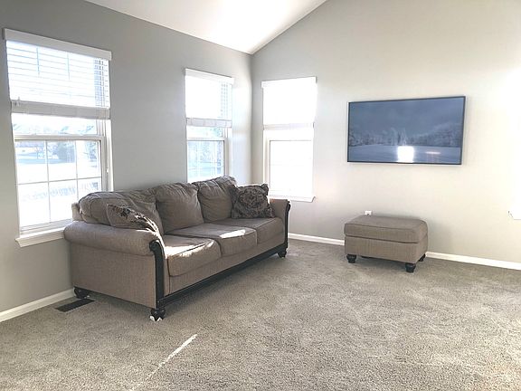 5th image of 24658 George Washington Dr