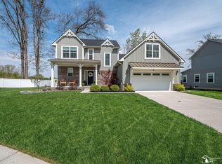 746 Forest Ln, Dundee, MI 48131