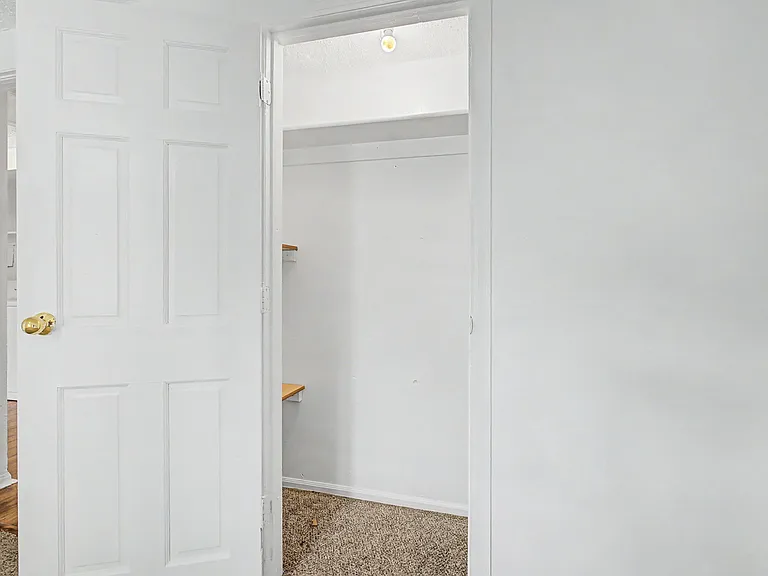 5606 W 17th Ave — Photo 14