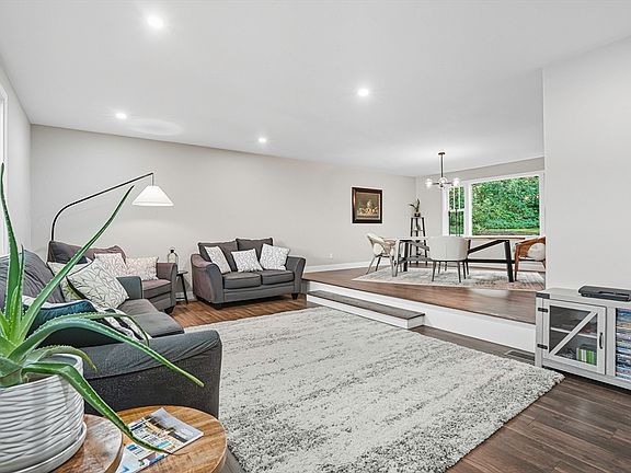 4th image of 20 Rawson Hill Dr